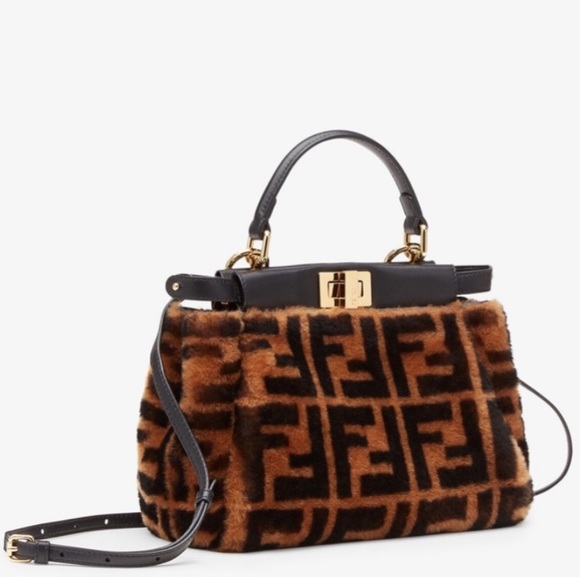 ❌SOLD❌ FENDI Mini Sheepskin Peekaboo🤎 - Picture 5 of 14